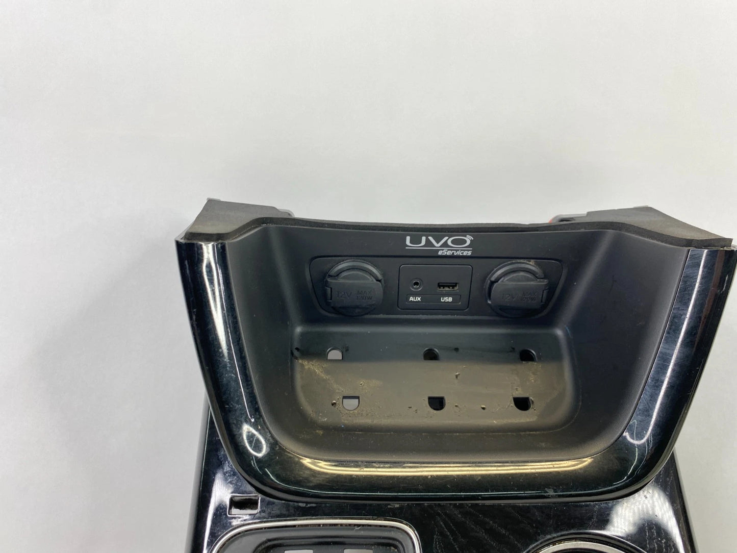 2014 2015 KIA SORENTO CENTER CONSOLE SHIFTER TRIM CUP HOLDER BEZEL BLACK OEM