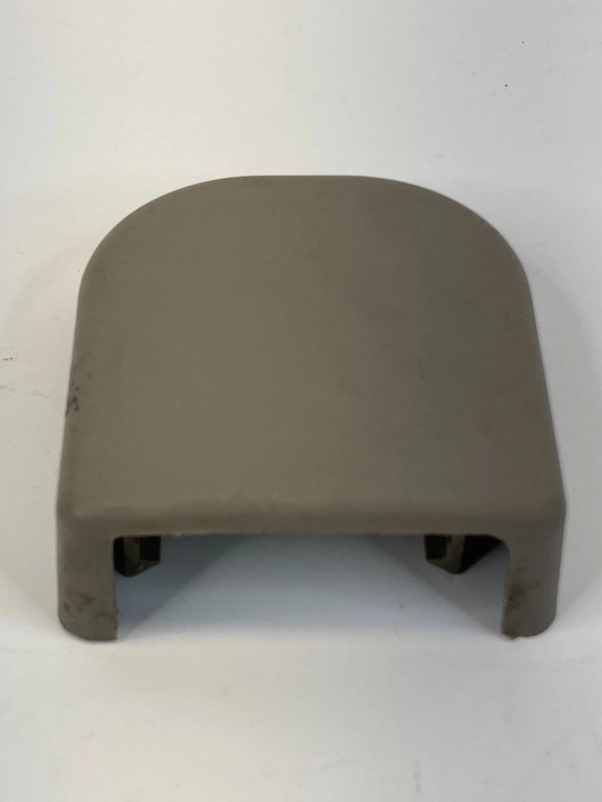 2002-2006 NISSAN ALTIMA FRONT SEAT BELT RETRACTOR LOWER COVER 86827-7S000 OEM