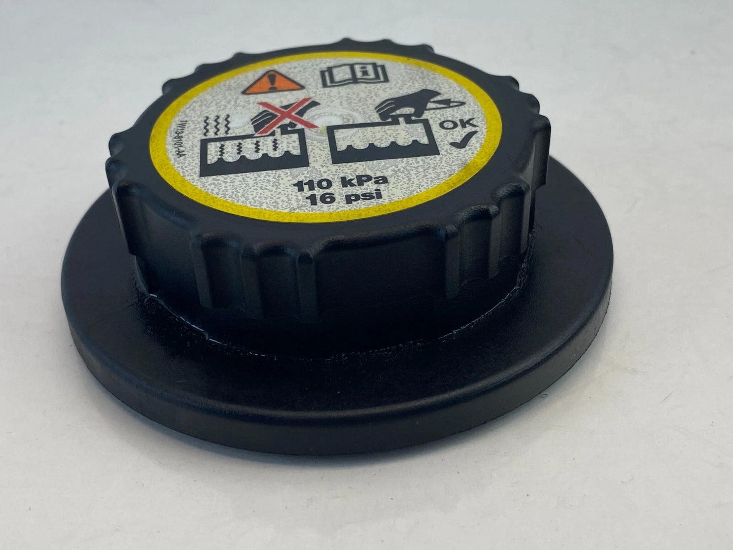 2005-2007 FORD FIVE HUNDRED ENGINE COOLANT RESERVOIR BOTTLE FLUID CAP COVER LID