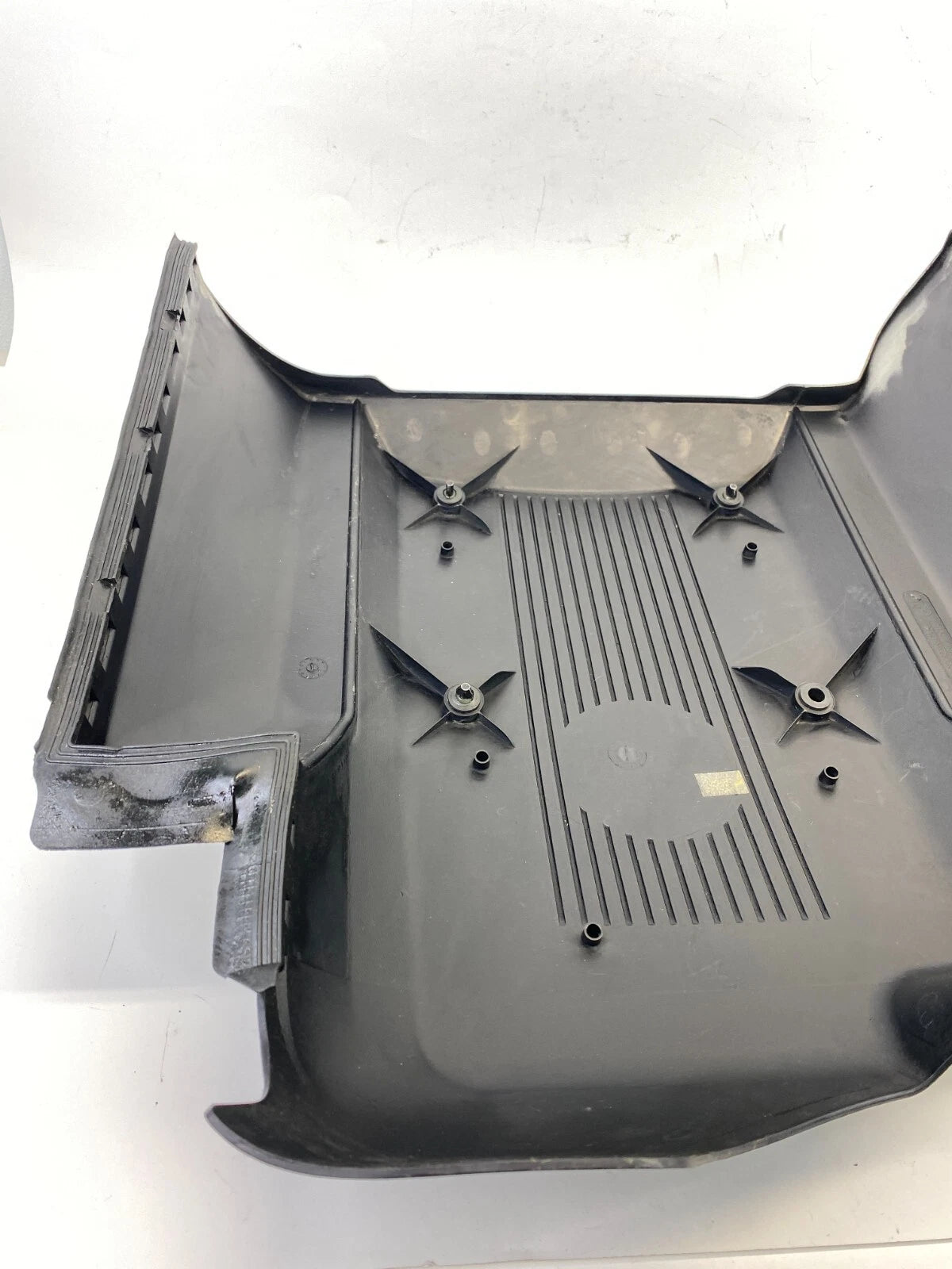 03-05 LAND ROVER RANGE ROVER 4.4L A/T UPPER ENGINE COVER CAP LID 11617513302 OEM