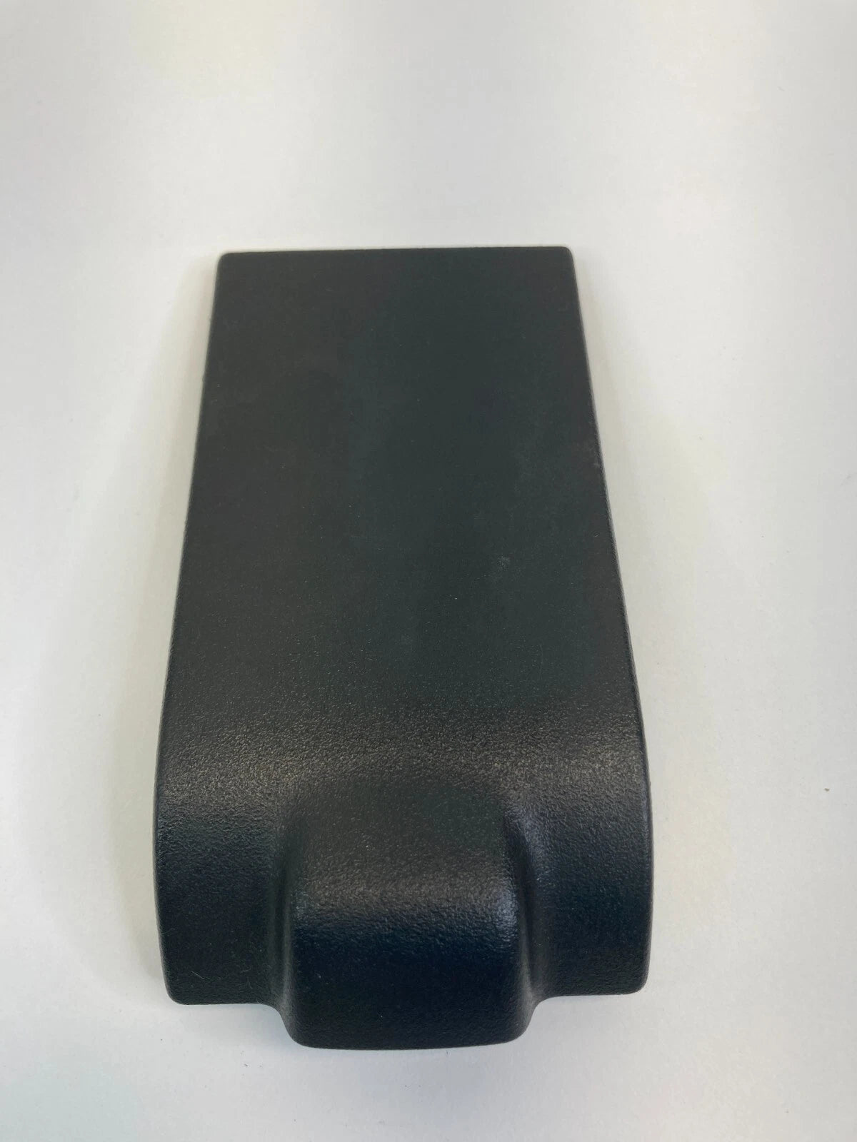 2012-2014 FORD FOCUS REAR DECK CHILD SAFETY SEAT ANCHOR HOOK COVER TRIM OEM