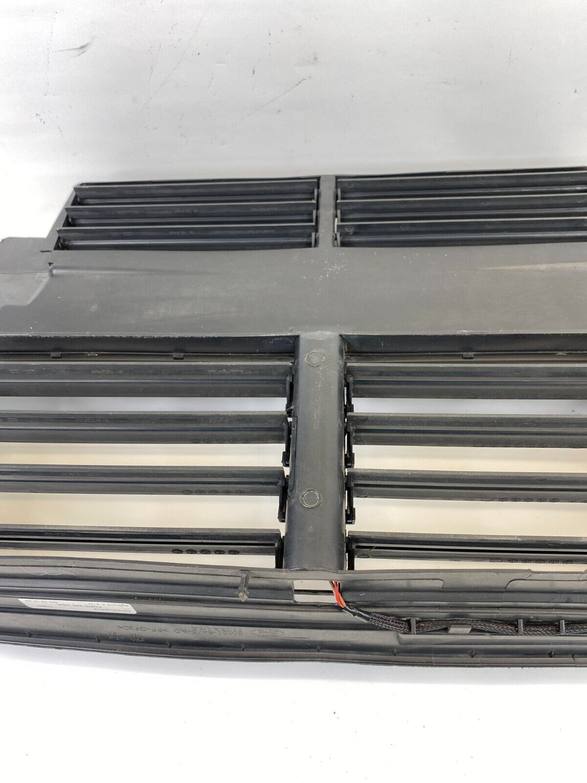 2012-2014 Ford Focus Radiator Active Vent Grille Shutter Assembly BM51-8475-AD