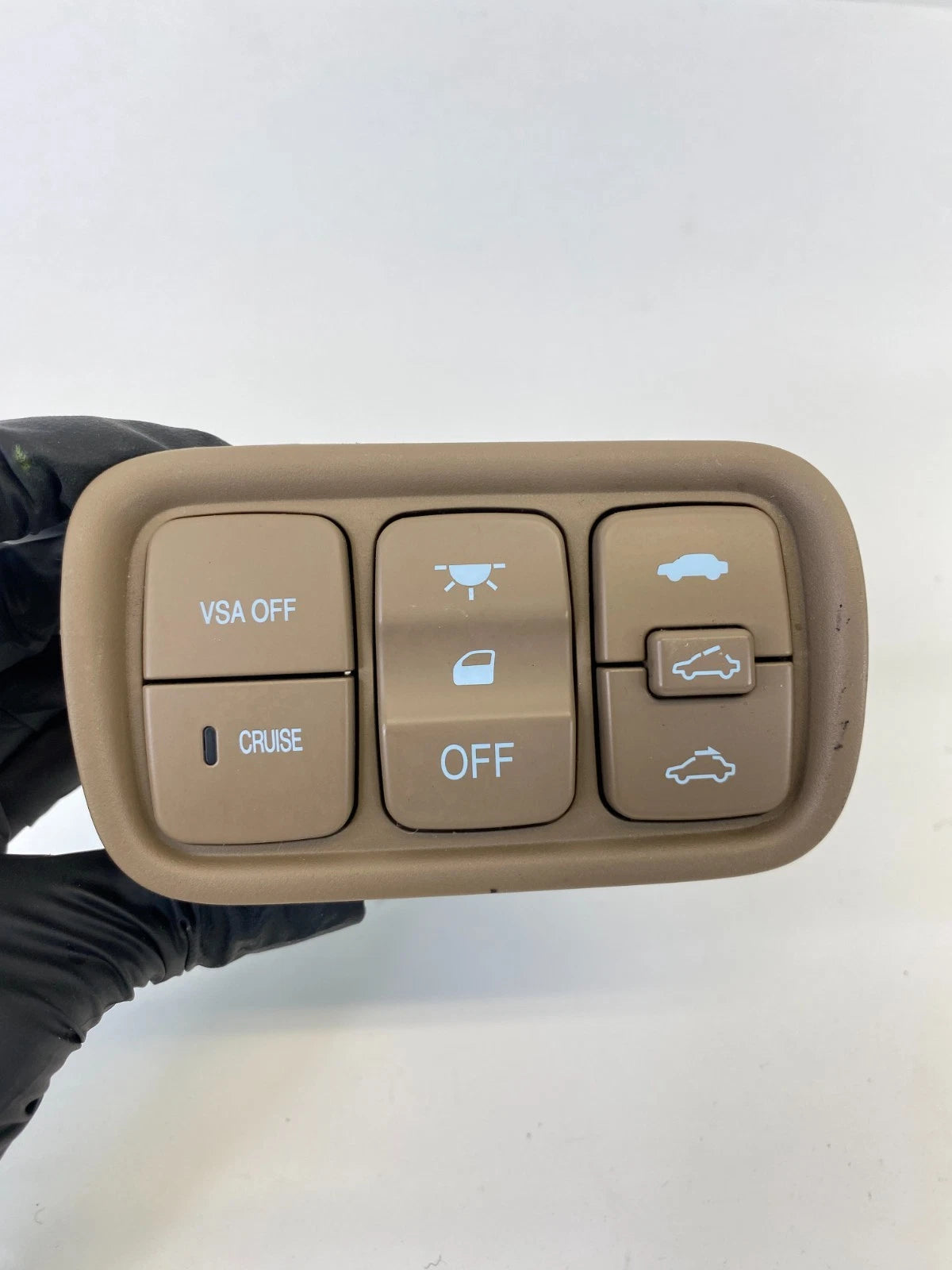 2003-2008 HONDA PILOT CRUISE VSA CONTROL INNER LIGHT LAMP & SUNROOF SWITCH