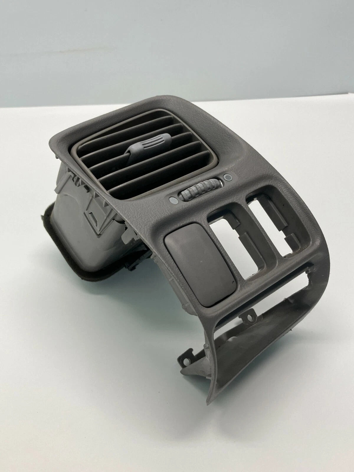 1998-2002 HONDA ACCORD SE SEDAN LEFT DRIVER DASH HEAT A/C AIR VENT OUTLET GRILL