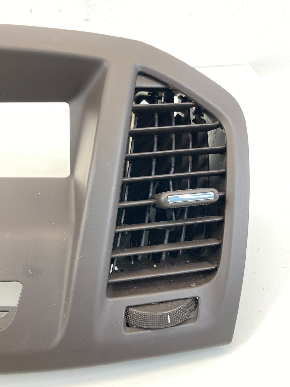 2011-2017 Buick Regal Center Dash Display Trim Bezel Air Vent Grille 13321690