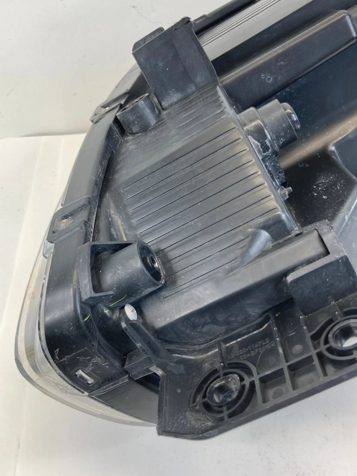 2014-2016 Kia Soul Front Left Side Headlight Headlamp Head Lamp Halogen