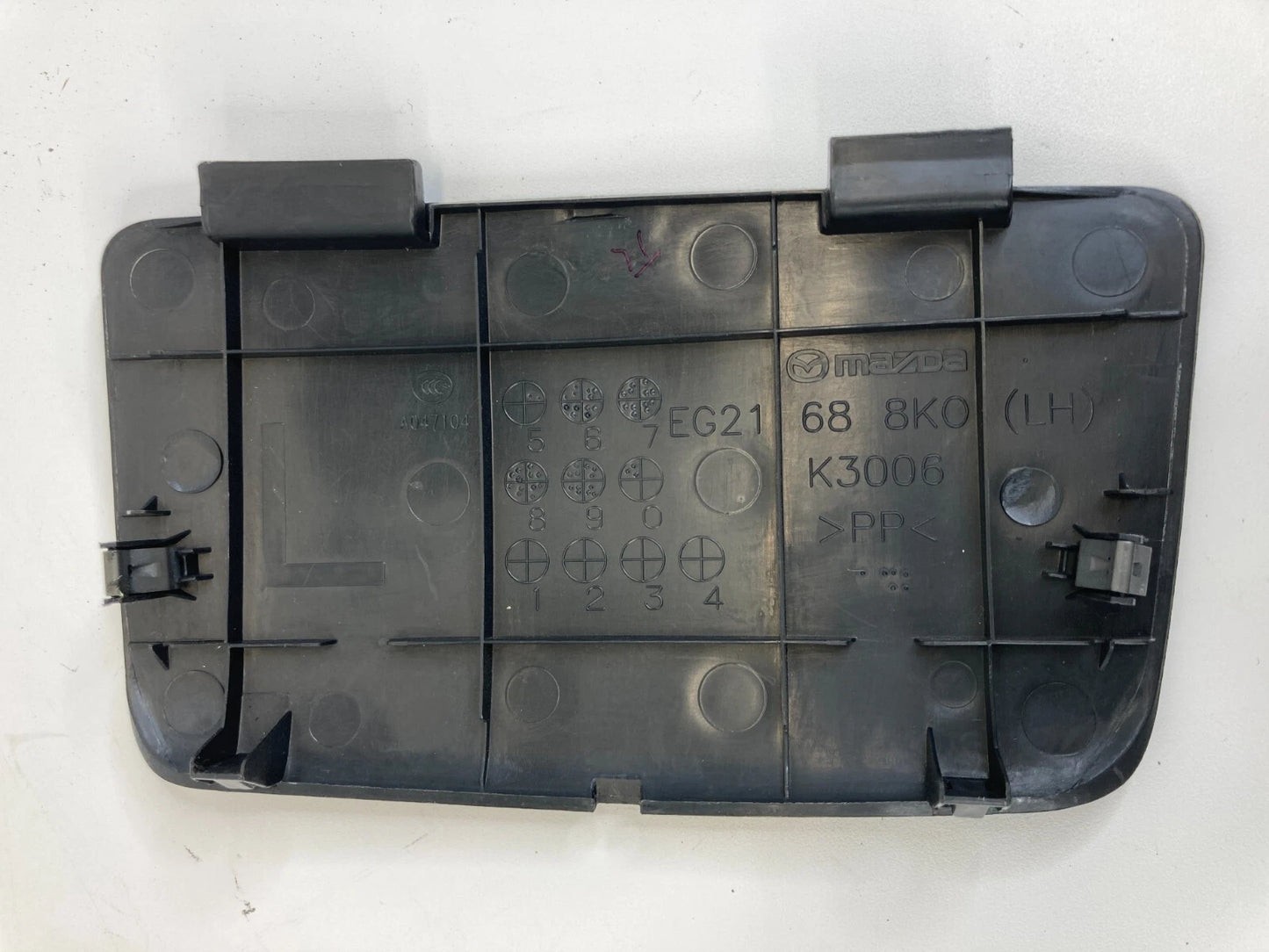 2007-2012 MAZDA CX-7 REAR TRUNK LEFT SIDE INSERT COVER PANEL TRIM EG21-68-8K0