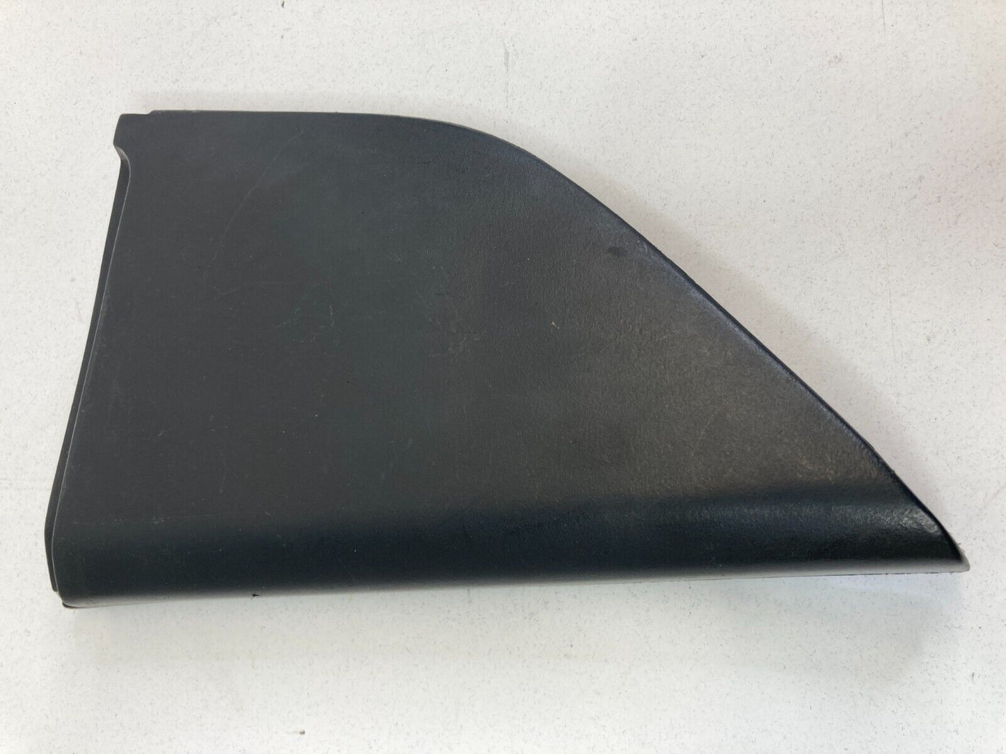 1994-1997 Honda Accord Rear Left Driver Side Door Inner Corner Cover 72980-SV4A