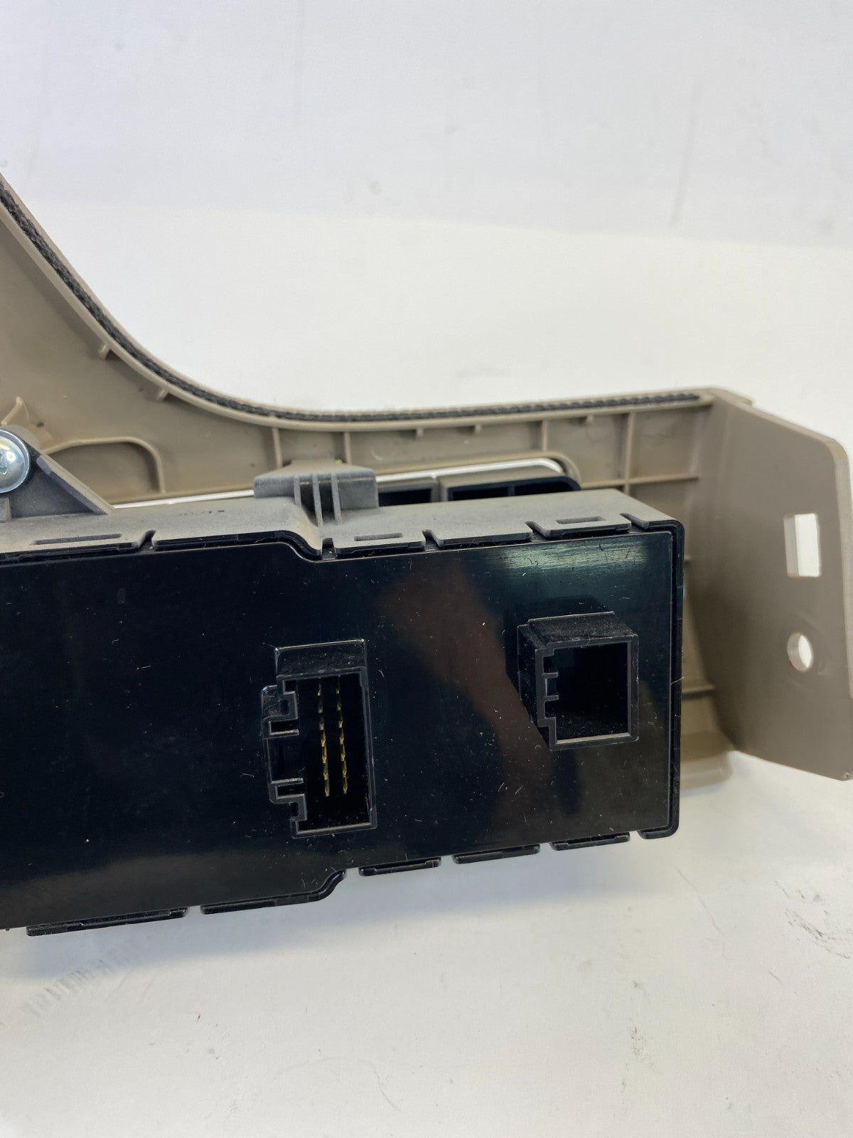 13-17 Hyundai Elantra GT Dash Active ECO Light Traction Control Switch w/ Cover