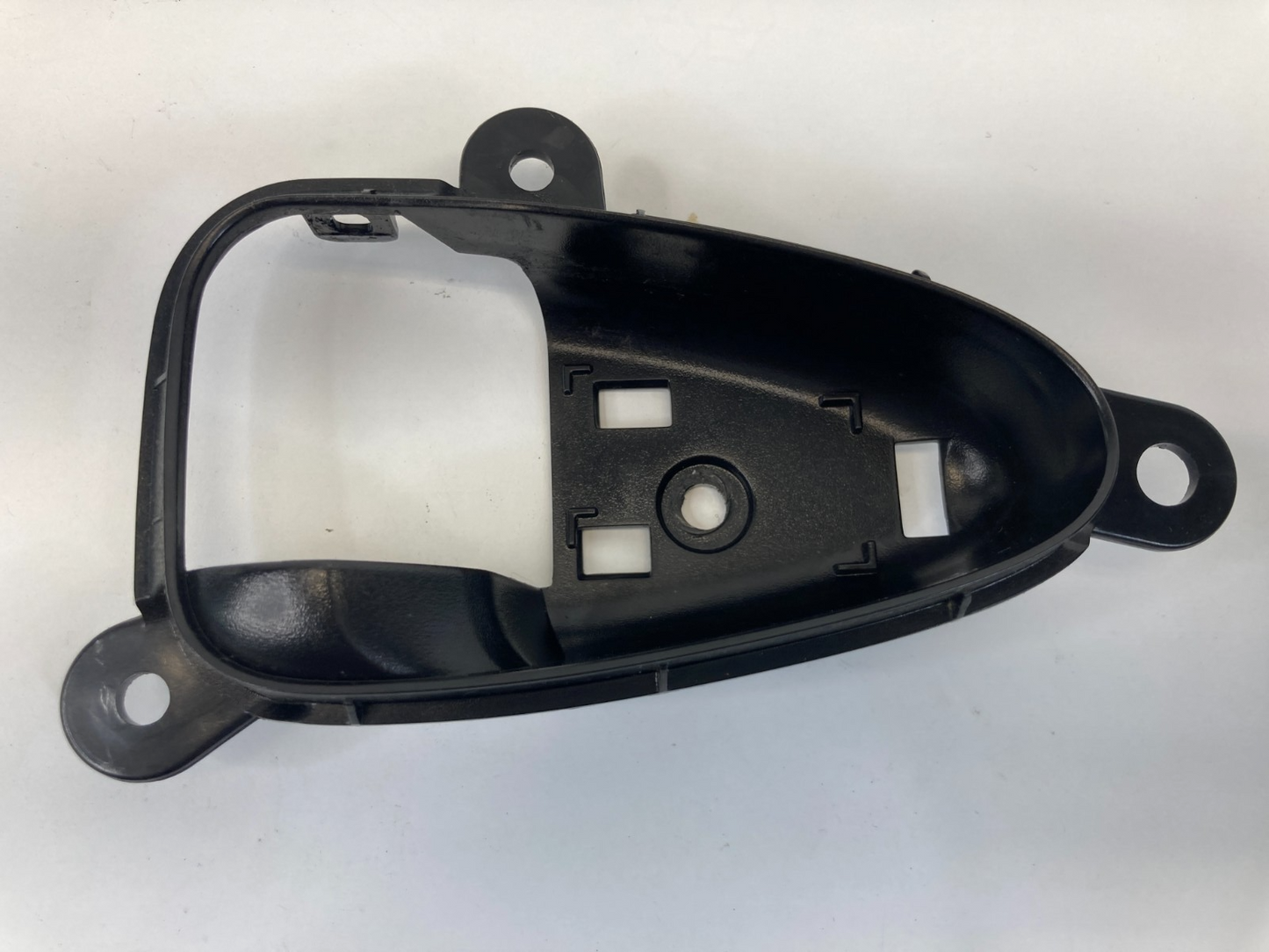 07-11 Toyota Camry Front Right Side Interior Door Handle Cover Bezel 69277-06030