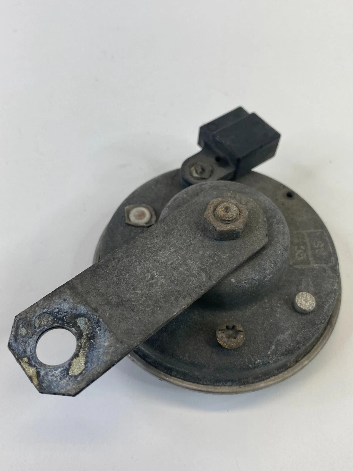05-14 SUBARU OUTBACK STEERING WHEEL HORN SIGNAL ALARM SIREN NOTE E13-0026 OEM