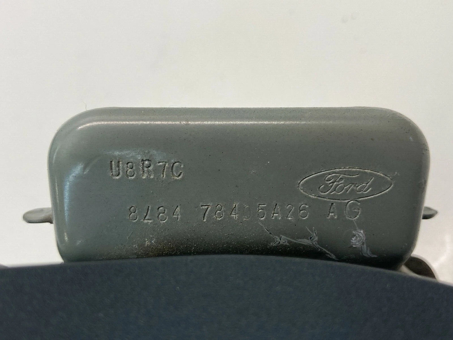 08-12 FORD ESCAPE 08-11 MARINER FUEL FILLER DOOR TANK COVER LID 8L84-78405A26