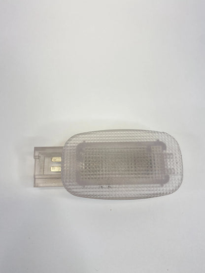 2003-2006 MERCEDES-BENZ E500 INTERIOR SUN VISOR COURTESY LIGHT LAMP A2118203801