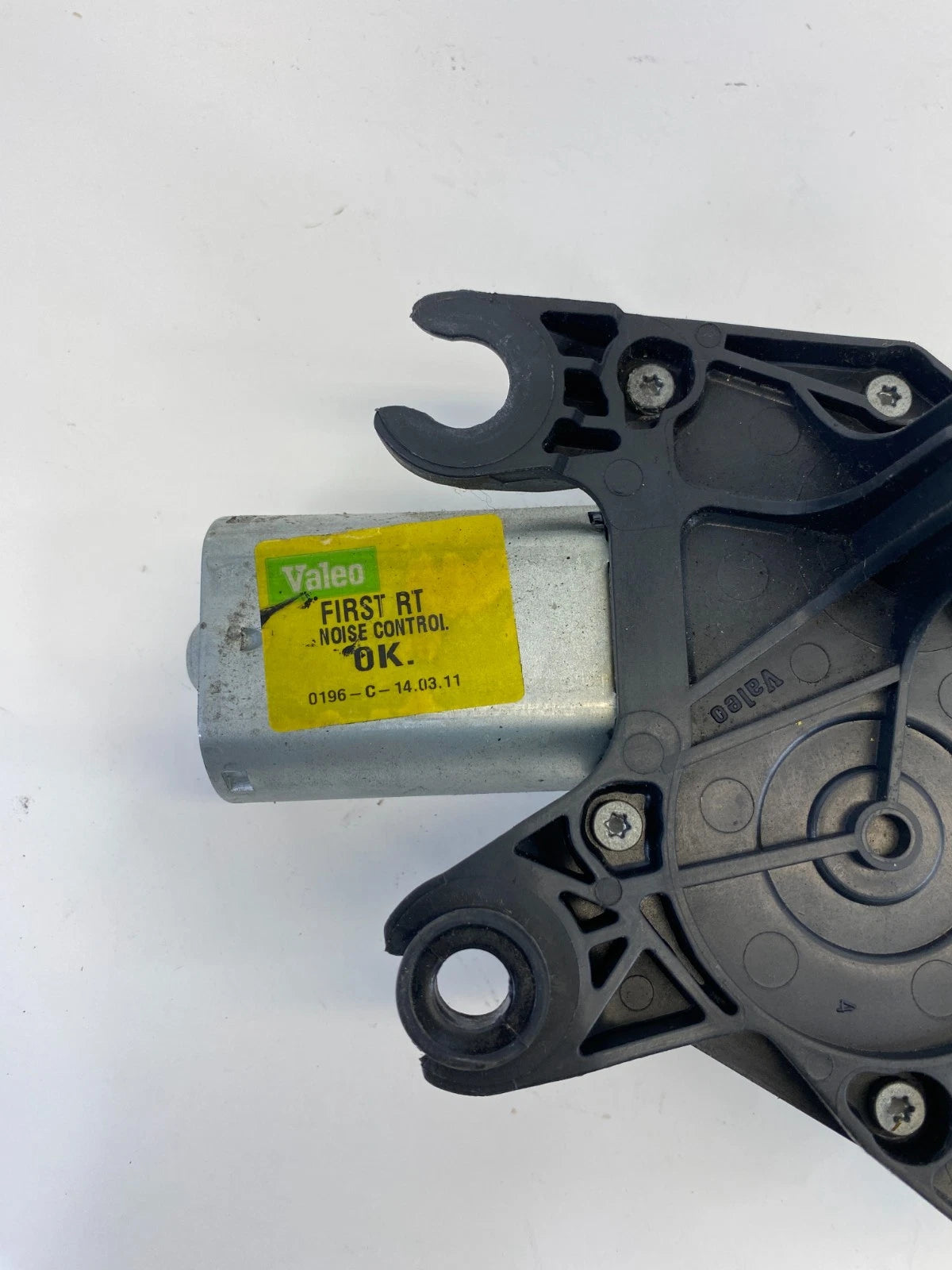 08-20 TOWN & COUNTRY G CARAVAN RAM REAR LIFTGATE WIPER POWER MOTOR 5113411AA OEM