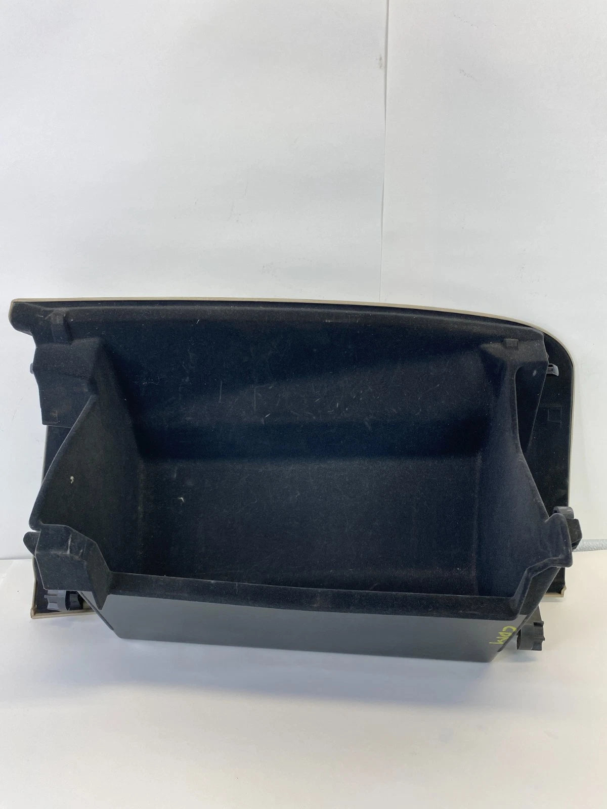 2010-2013 SUZUKI KIZASHI DASH GLOVE BOX STORAGE COMPARTMENT 73412-57L1 OEM