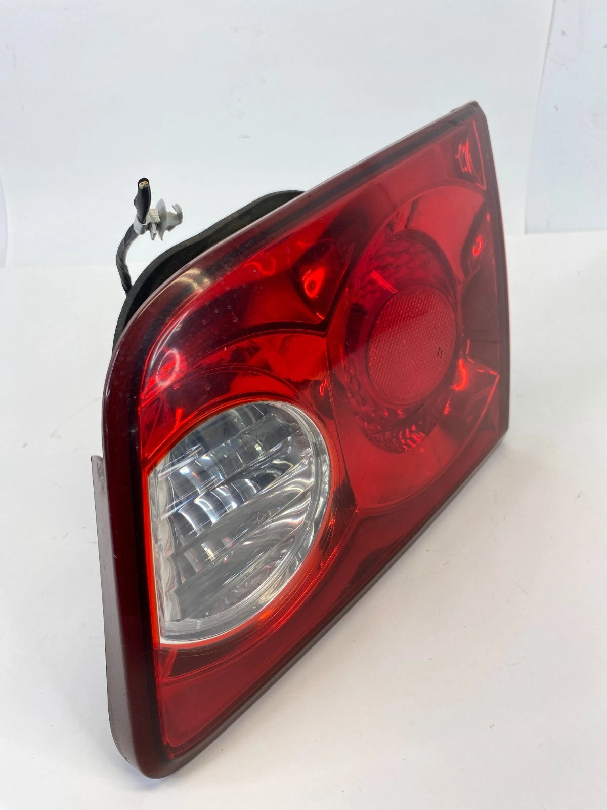 2006-2008 KIA OPTIMA REAR RIGHT INNER TRUNK LID TAILLIGHT LAMP 92406-2G00 OEM