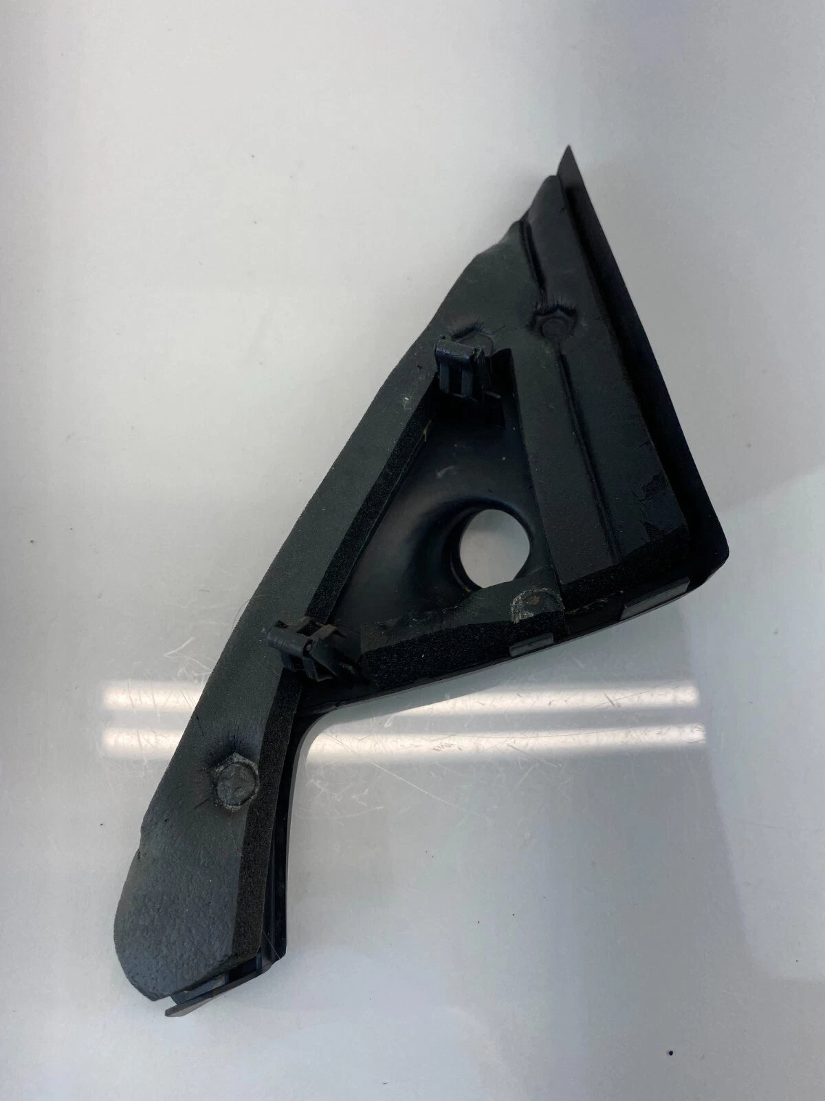 2000 01 02 03 2004 KIA SPECTRA FRONT LEFT DRIVER MIRROR CORNER COVER TRIM PANEL