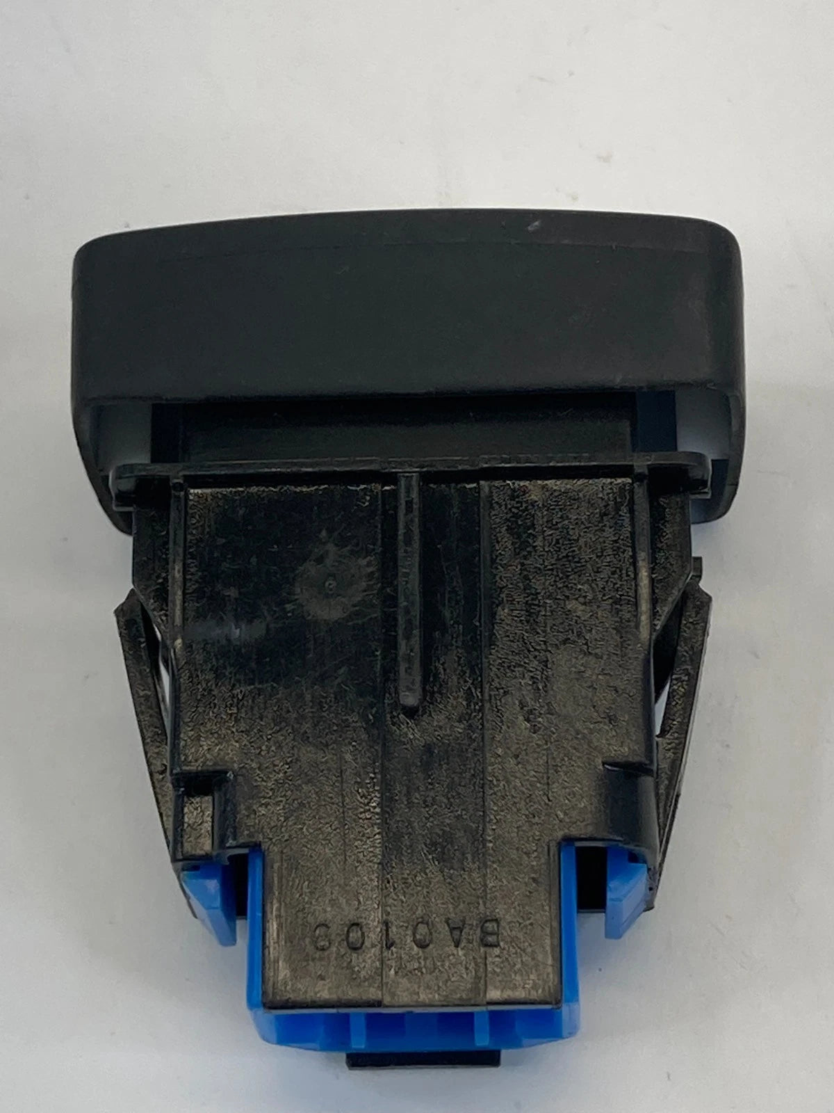 2008-2010 Honda Accord Dash VSA Off Stability Control Switch Button M24985