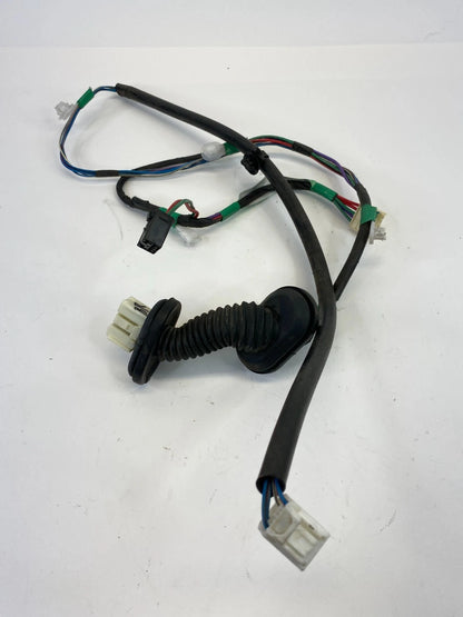 2002-2006 TOYOTA CAMRY REAR RIGHT DOOR HARNESS WIRE WIRING 82153-06090 OEM