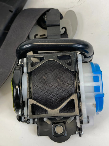2014-2019 Kia Soul Front Right Passenger Seat Belt Retractor Assembly 88820B2500