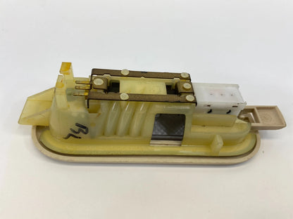 2002 2003 MERCEDES-BENZ ML320 REAR LEFT SIDE INNER ROOF LIGHT LAMP ASSY OEM