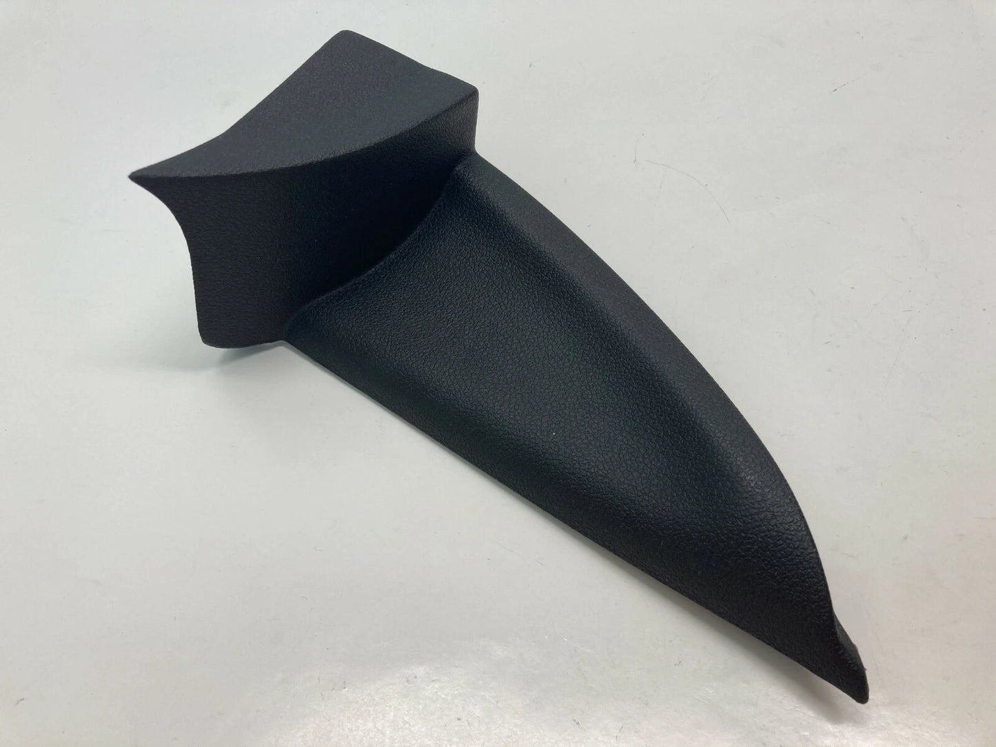 05 06 07 FORD FREESTYLE FRONT RIGHT PASSENGER SIDE DOOR MIRROR INNER COVER TRIM