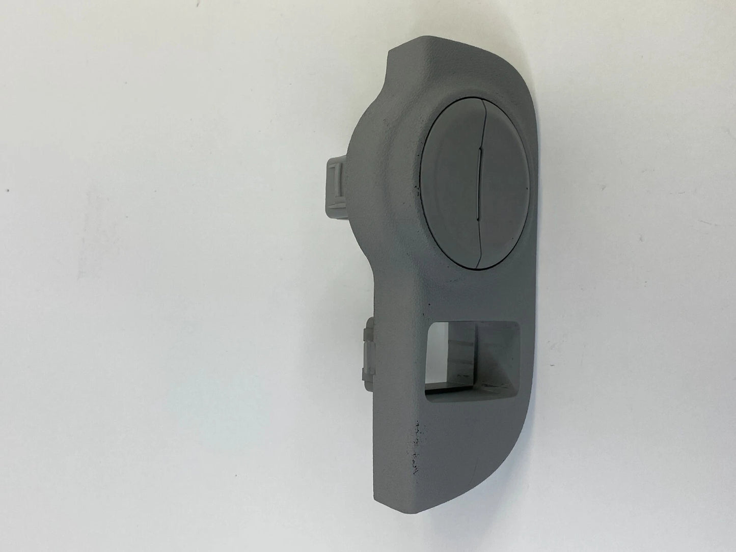 2007-2011 HYUNDAI ACCENT DIMMER SWITCH SURROUND BEZEL TRIM COVER ONLY 201003449