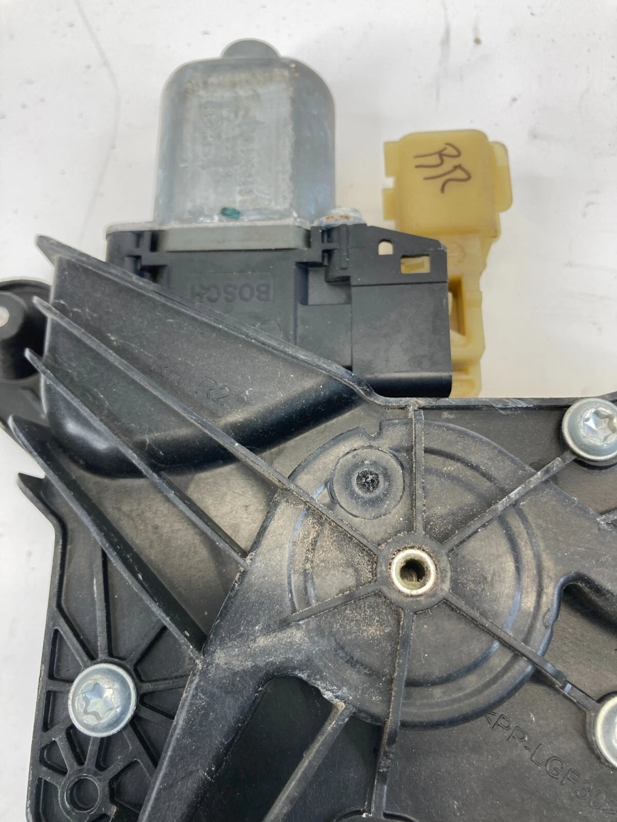 2013-2020 FORD FUSION REAR RIGHT BACK DOOR WINDOW MOTOR W/ REGULATOR C11229-101