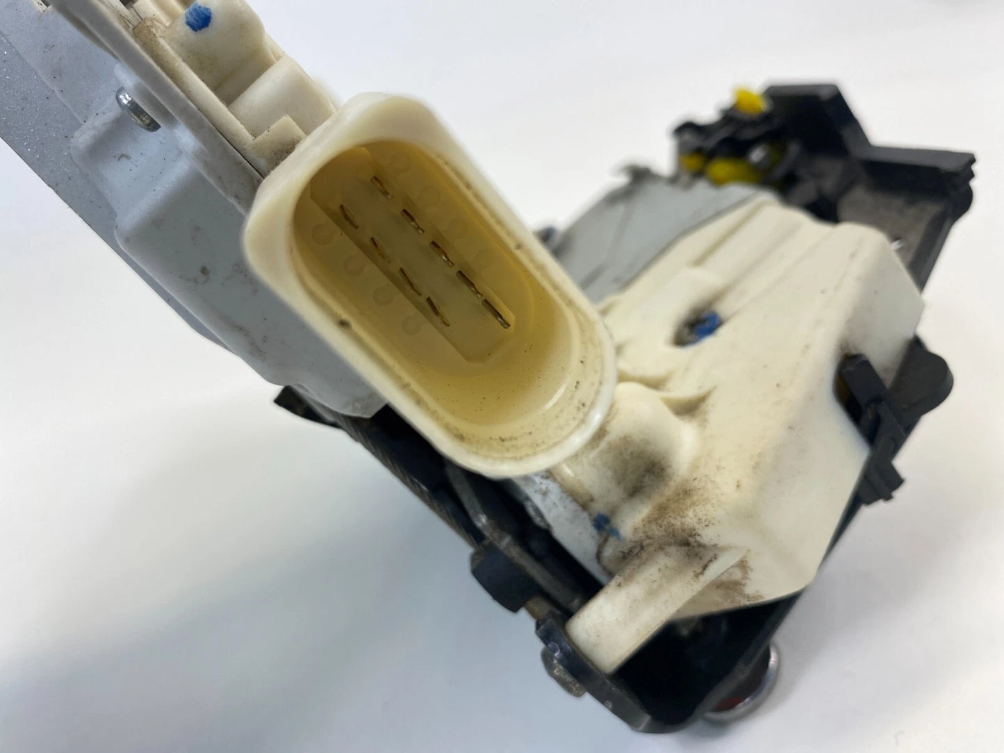 2005-2011 AUDI A6 QUATTRO REAR LEFT SIDE DOOR LOCK LATCH ACTUATOR 4F0839015 OEM