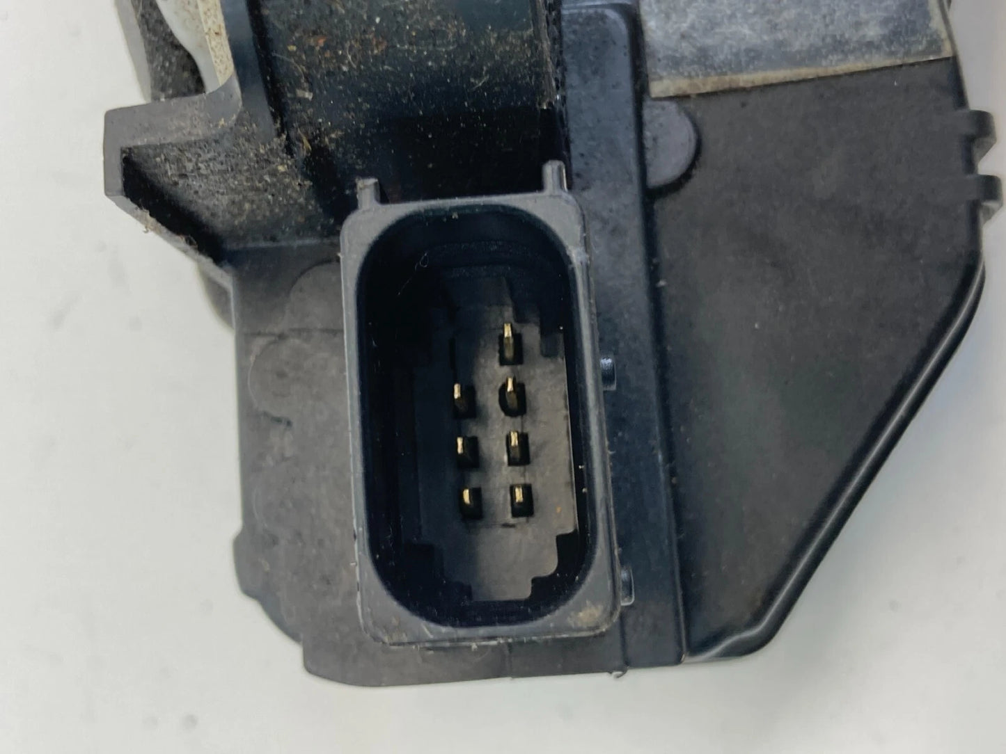 10-15 CHEVROLET EQUINOX REAR RIGHT DOOR LATCH LOCK RELEASE ACTUATOR 13579552 OEM