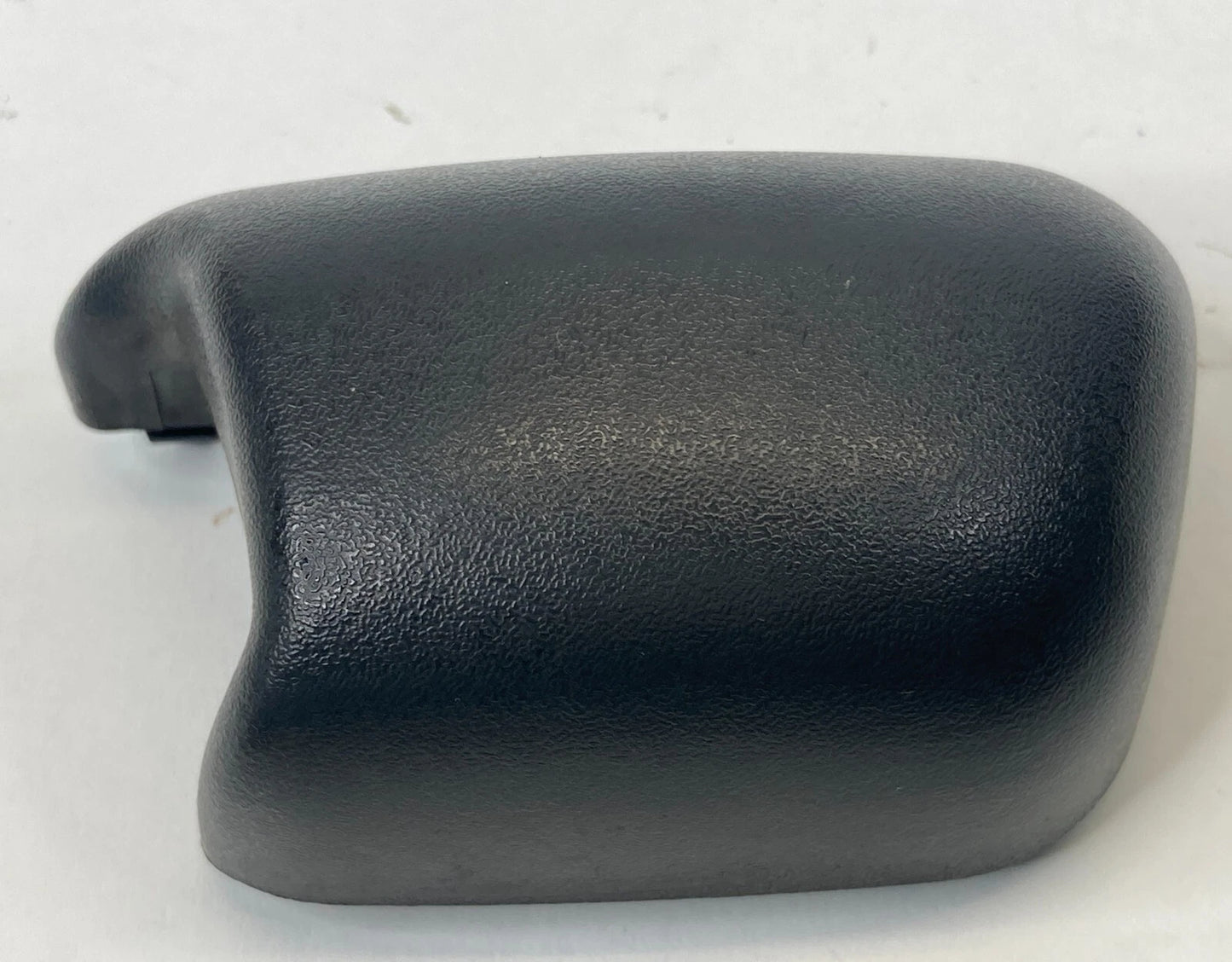 07-11 CHEVROLET AVEO5 FRONT LEFT DRIVER SIDE SEAT BELT GUIDE TRIM UPPER COVER