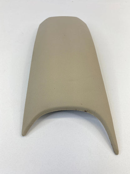 2002-2005 SATURN VUE FRONT CENTER CONSOLE LOWER COVER TRIM PANEL BEZEL 22702061