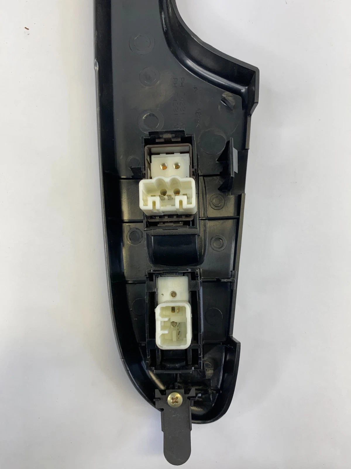 2004-2010 TOYOTA SIENNA FRONT RIGHT DOOR WINDOW SWITCH BEZEL 74231-AE010 OEM