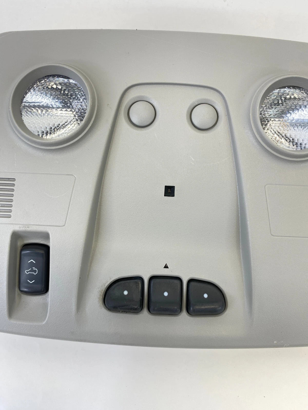2009-2017 CHEVROLET TRAVERSE FRONT ROOF DOME MAP LIGHT LAMP W/ SUNROOF SWITCH