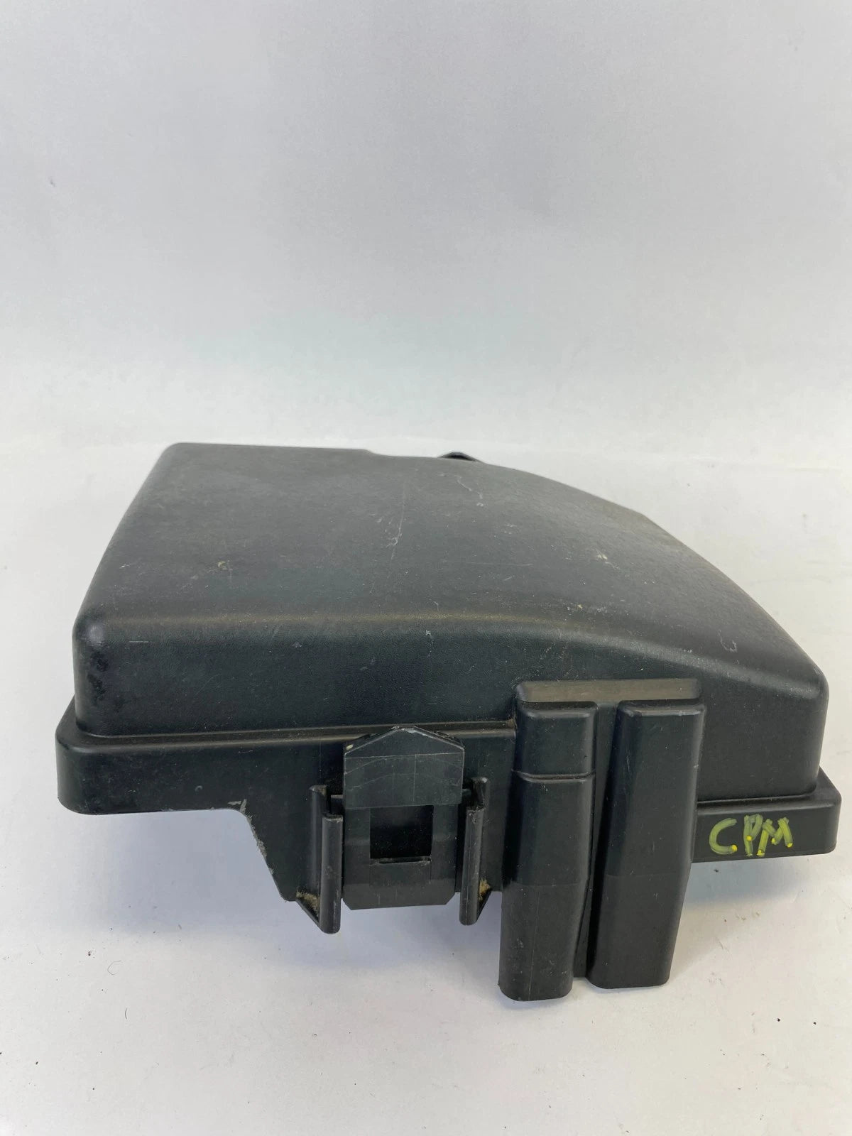 2011-2015 HYUNDAI SONATA HYBRID ENGINE FUSE BOX BLOCK COVER LID OEM 91950-3S610