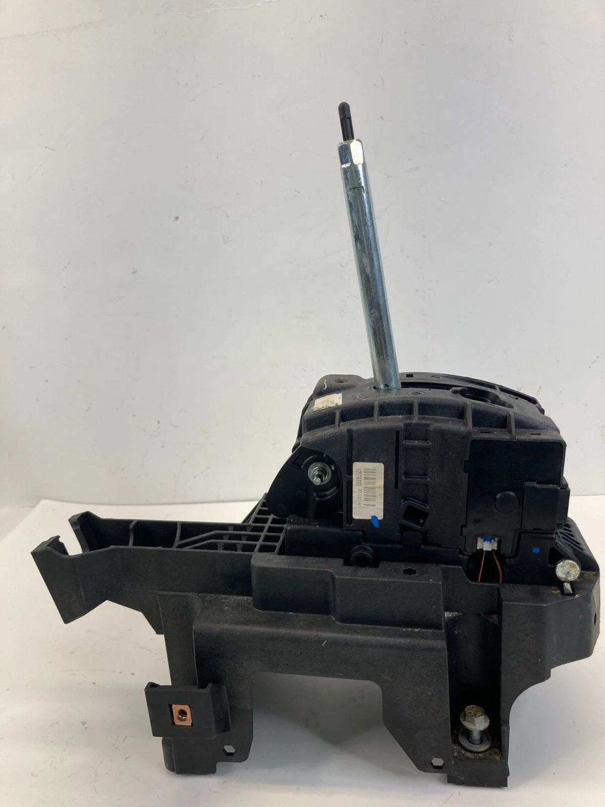 11 Buick LaCrosse Automatic Transmission Floor Gear Shifter Shift Lever 13576883