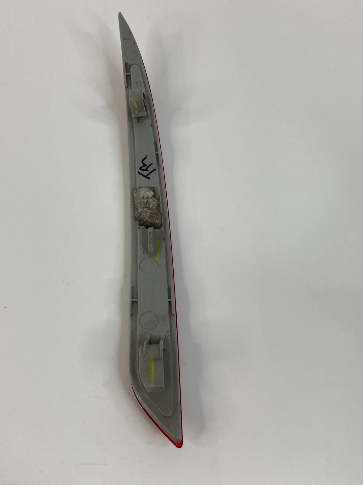 2013-2016 FORD FUSION REAR RIGHT BUMPER REFLECTOR MARKER LIGHT DS73-515B0-A OEM