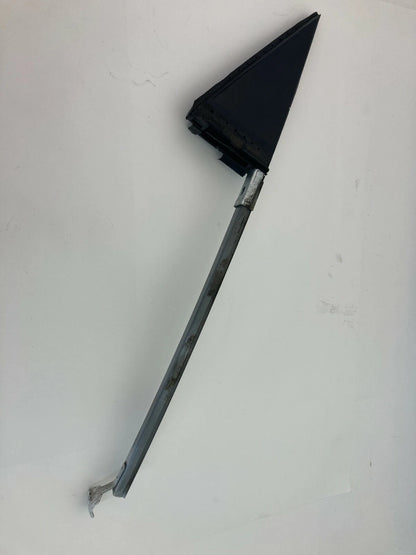 2003-2008 TOYOTA MATRIX REAR RIGHT EXTERIOR CORNER COVER TRIM BEZEL 05031MP2 OEM