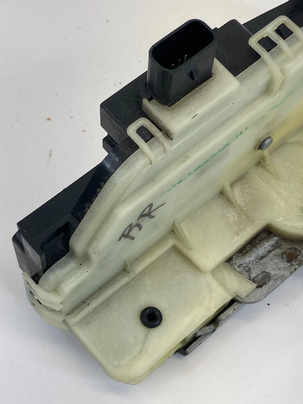 2007-2014 Ford Edge Rear Right Door Lock Latch Release Actuator 986963-106