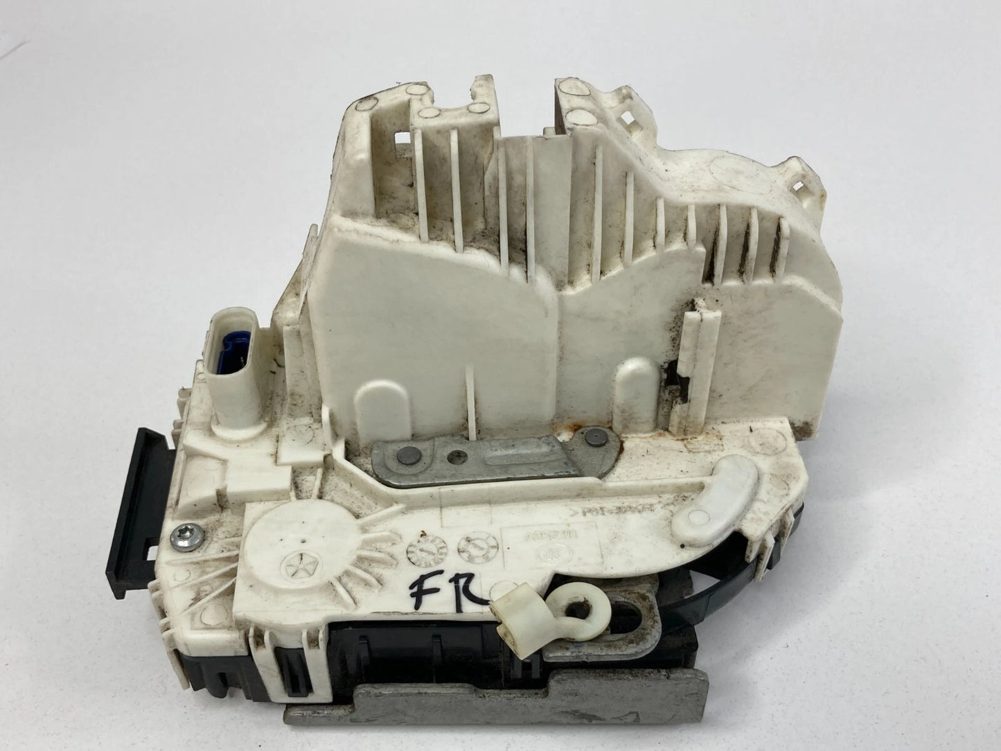 11-14 DODGE AVENGER SEDAN FRONT RIGHT SIDE DOOR LOCK LATCH ACTUATOR P04589694AC