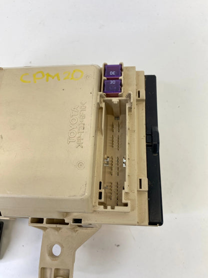 2004-2010 TOYOTA SIENNA INTERIOR CABIN FUSE BOX RELAY JUNCTION BLOCK PANEL OEM