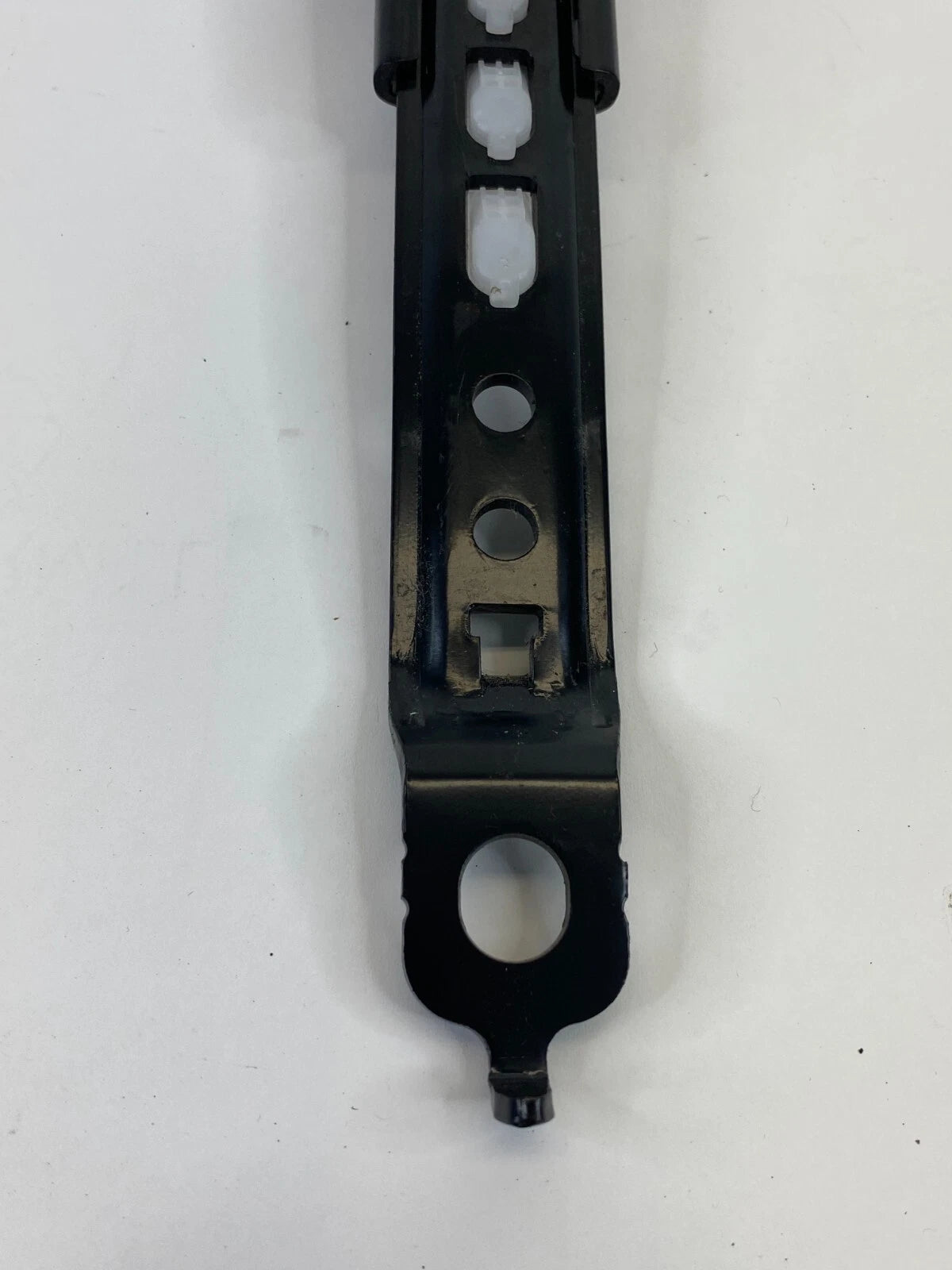 2005-2014 SUBARU OUTBACK WAGON FRONT LEFT DRIVER SEAT BELT ADJUSTER LH OEM
