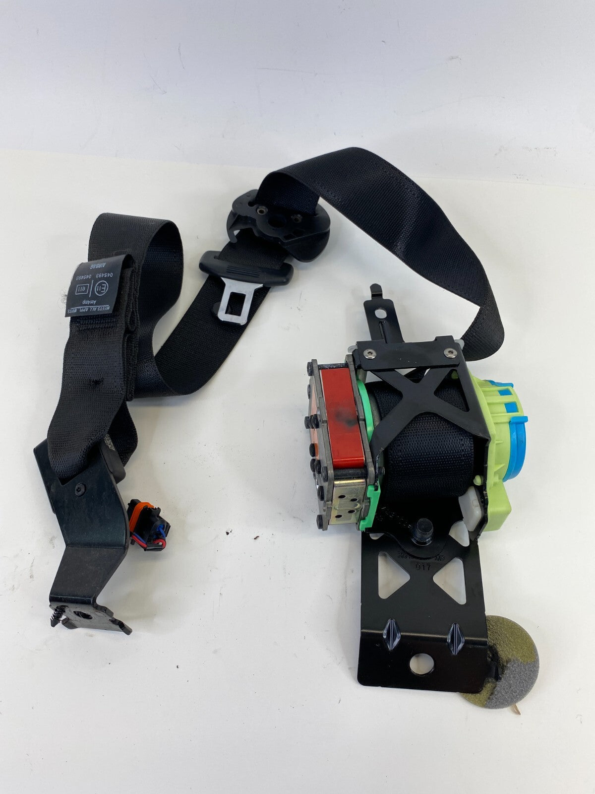 2003-2011 Saab 9-3 93 Sedan Front Right Passenger Side Seat Belt Retractor OEM