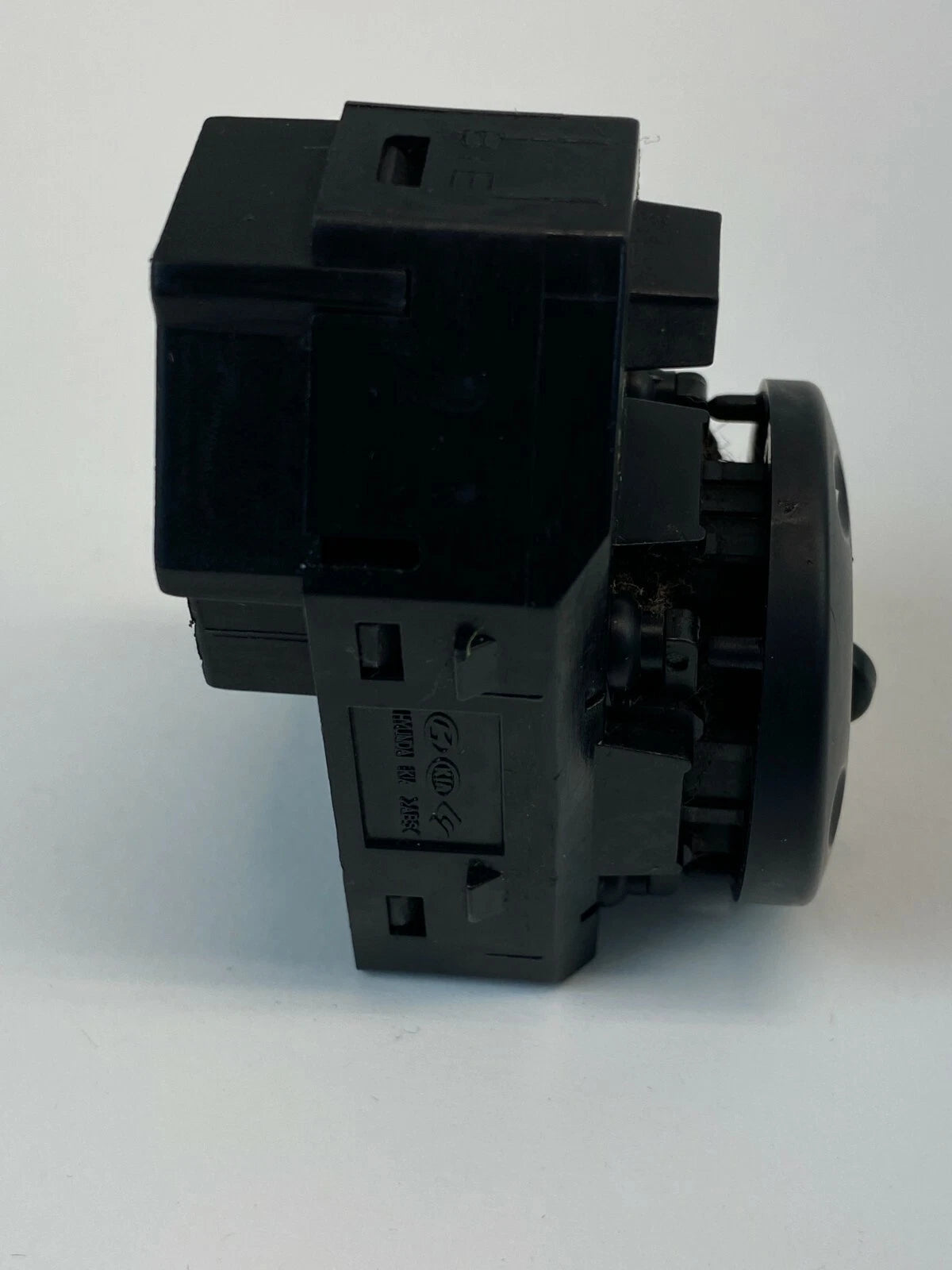 07 08 09 10 HYUNDAI ELANTRA FRONT LEFT DRIVER DOOR MIRROR CONTROL SWITCH OEM