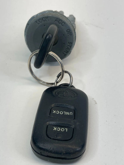 03 04 TOYOTA COROLLA 03-05 MATRIX IGNITION SWITCH LOCK CYLINDER W/ KEY OEM