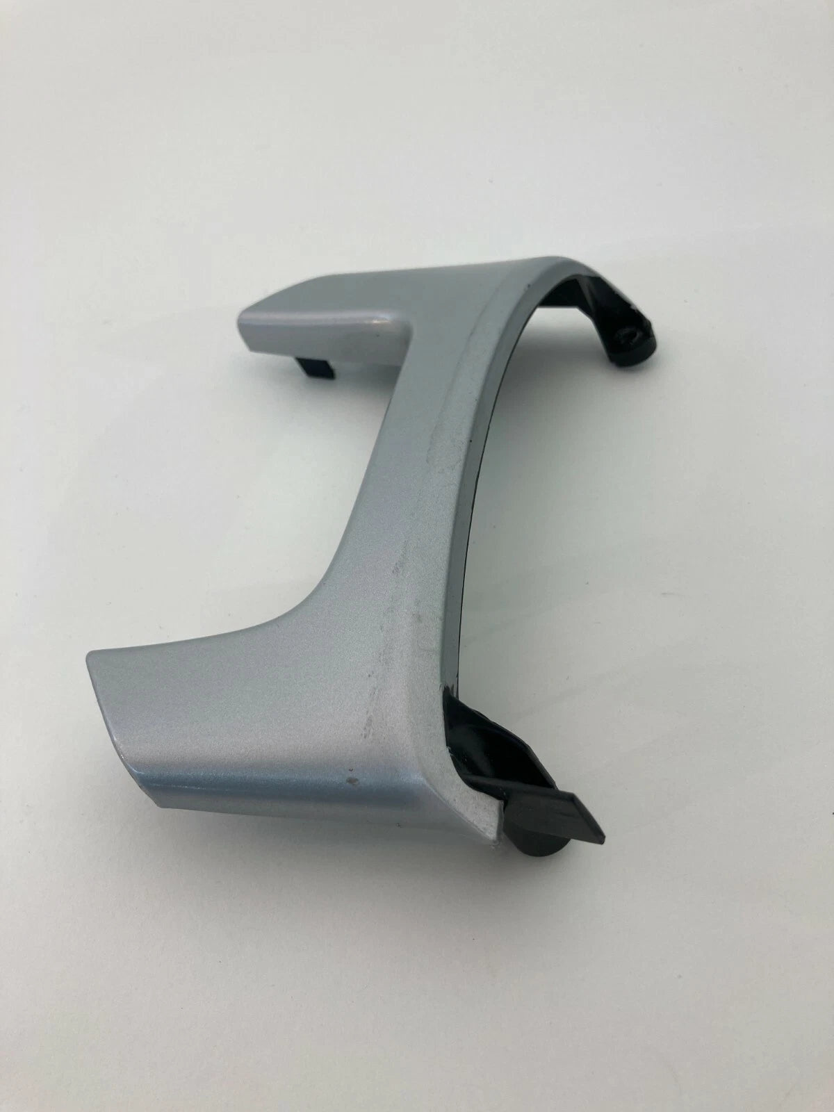 2008 08 CHEVROLET CHEVY EQUINOX LS LEFT STEERING WHEEL COVER TRIM BEZEL 30377301