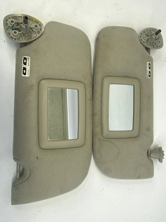 2002-2009 CHEVROLET TRAILBLAZER SUN VISOR SUNVISOR SET FRONT LEFT RIGHT OEM