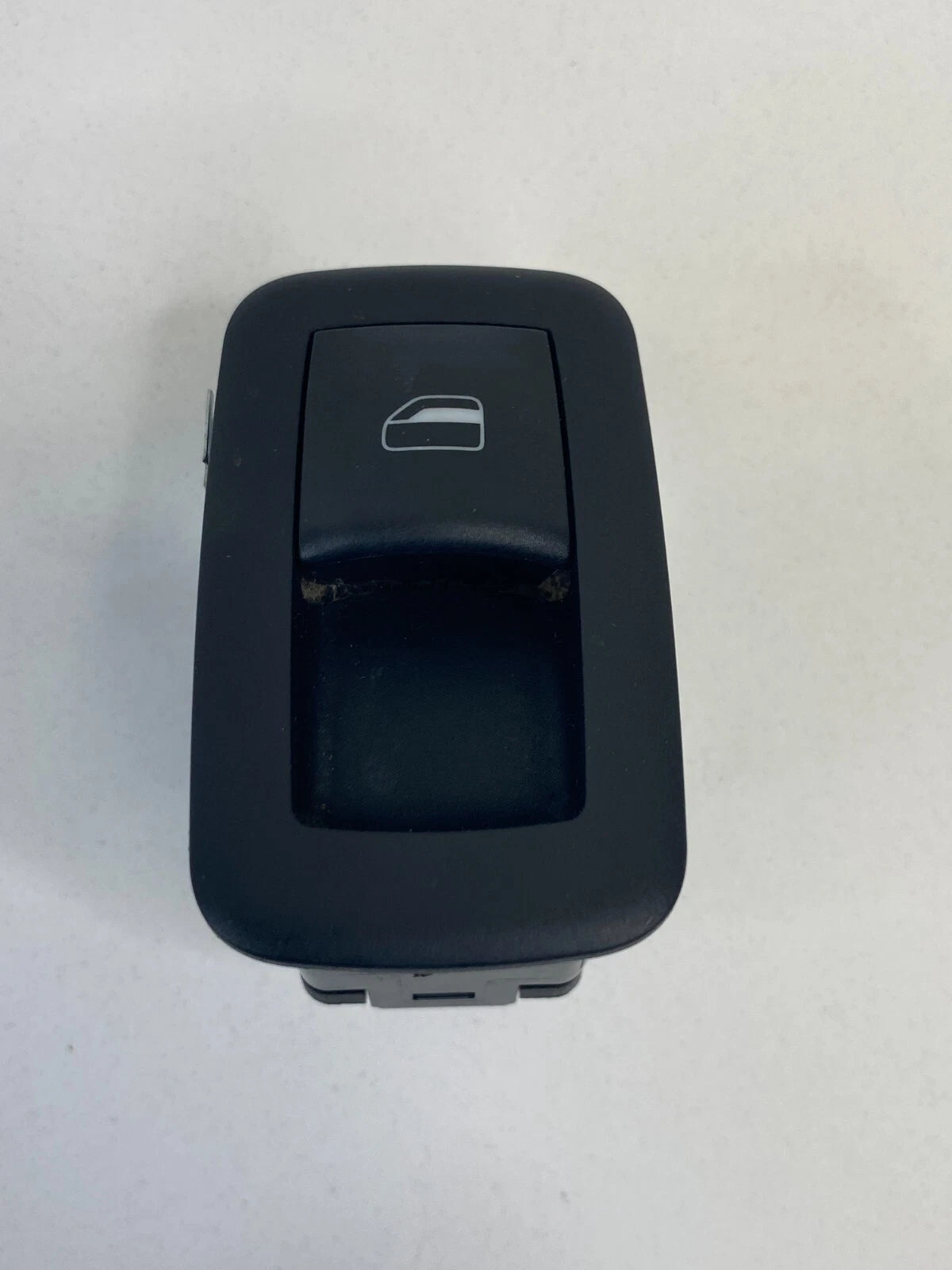2010 2011 TOWN & COUNTRY GRAND CARAVAN REAR DOOR POWER WINDOW SWITCH 04602927AA