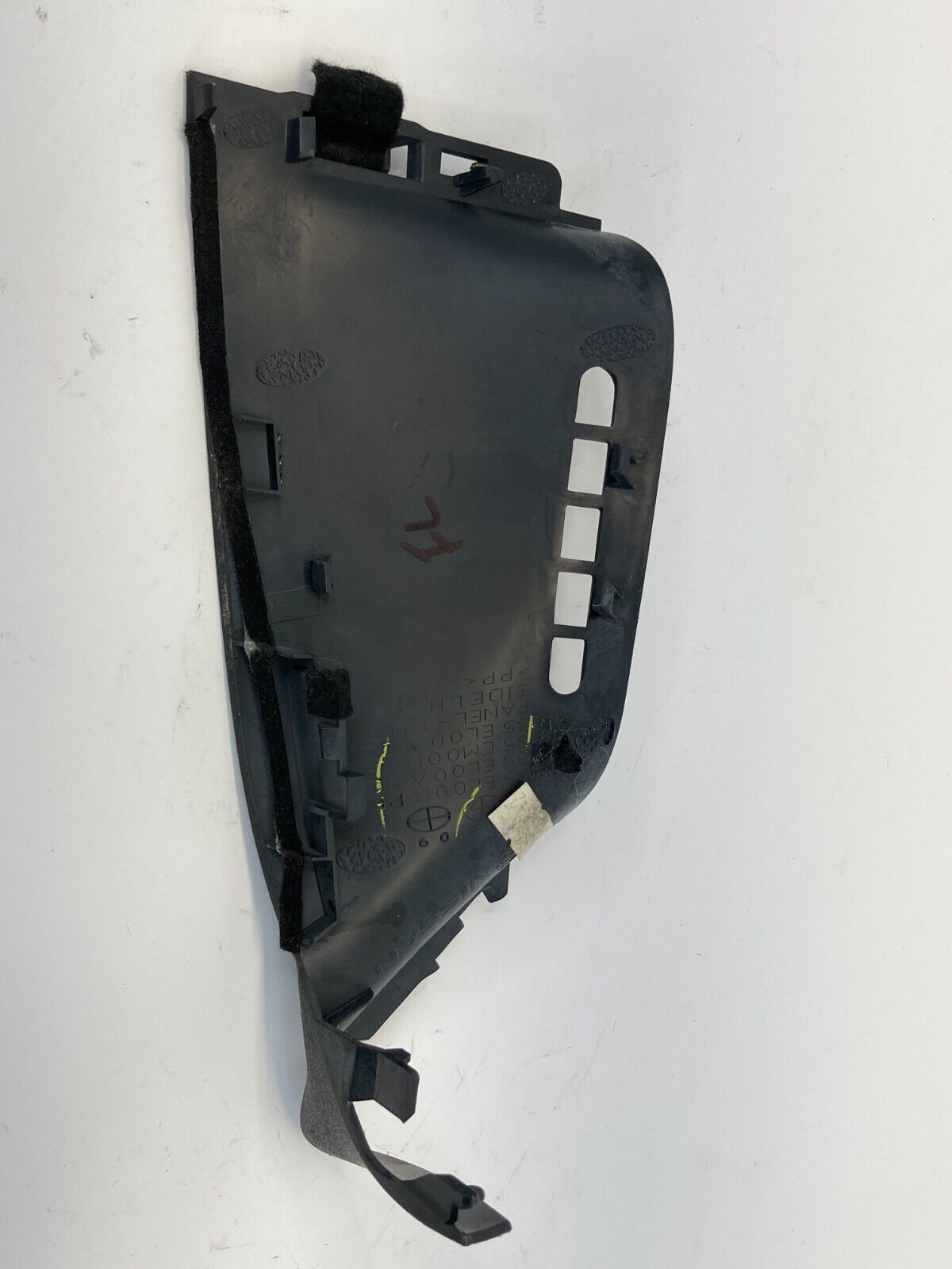 07-12 Nissan Versa Dash Instrument Panel Left Lower Pillar Trim 68135-EL00A