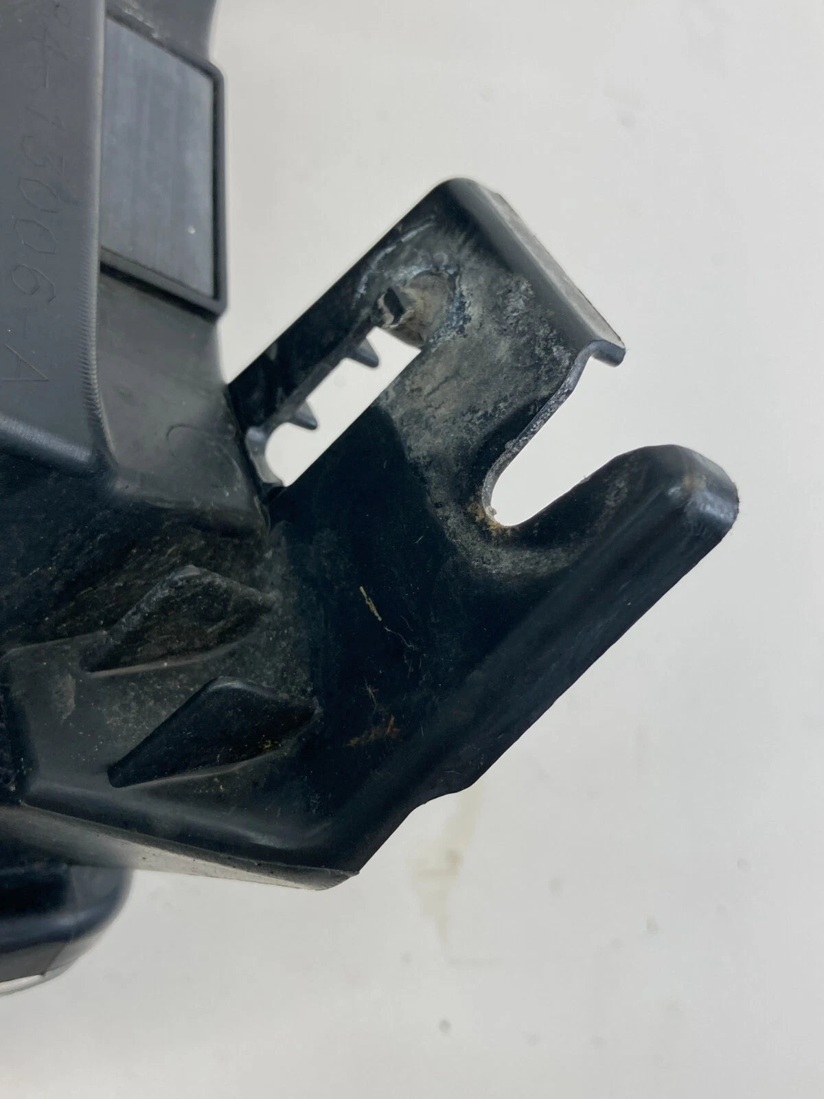 09-12 FORD ESCAPE LEFT DRIVER HEADLIGHT BLACK APPEARANCE PACKAGE 9L8J-13008A OEM